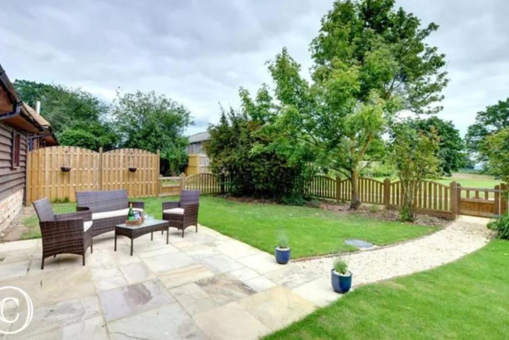 Charming Picturesque Cottage - Nr Tenterden & Rye, Pets Welcomed Rolvenden エクステリア 写真