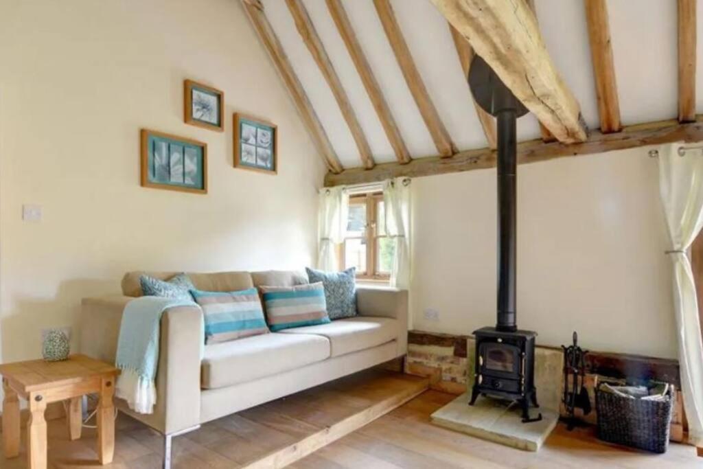Charming Picturesque Cottage - Nr Tenterden & Rye, Pets Welcomed Rolvenden エクステリア 写真