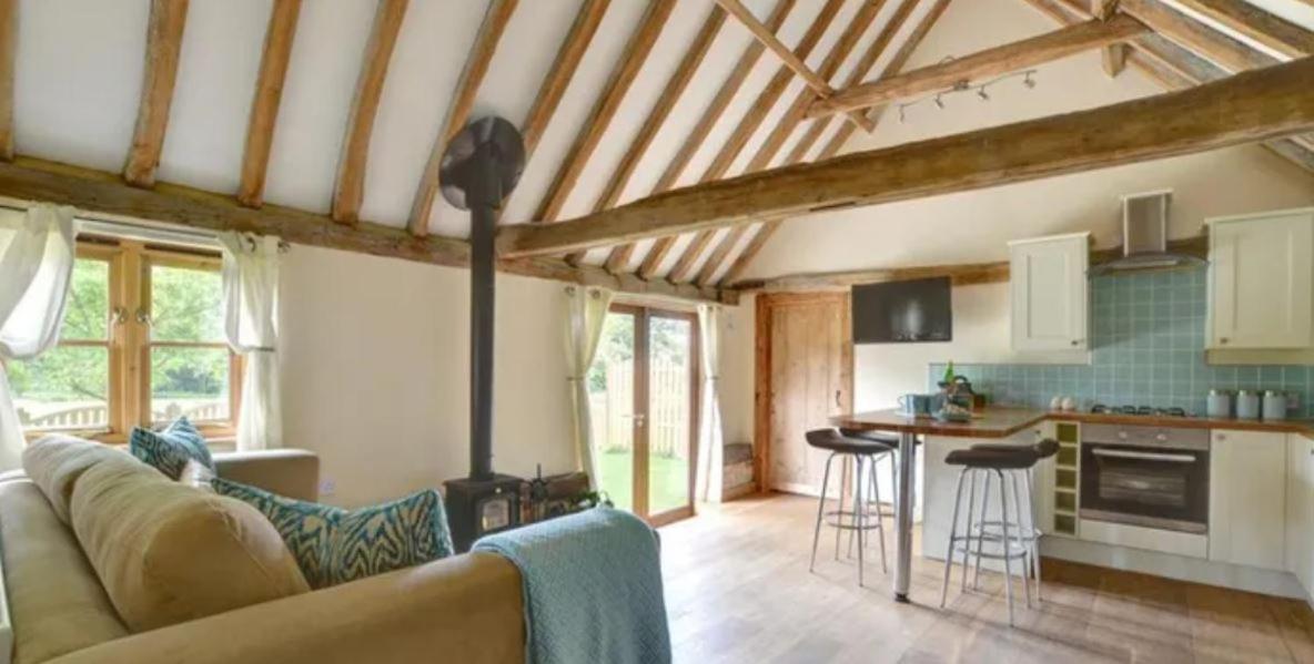 Charming Picturesque Cottage - Nr Tenterden & Rye, Pets Welcomed Rolvenden エクステリア 写真